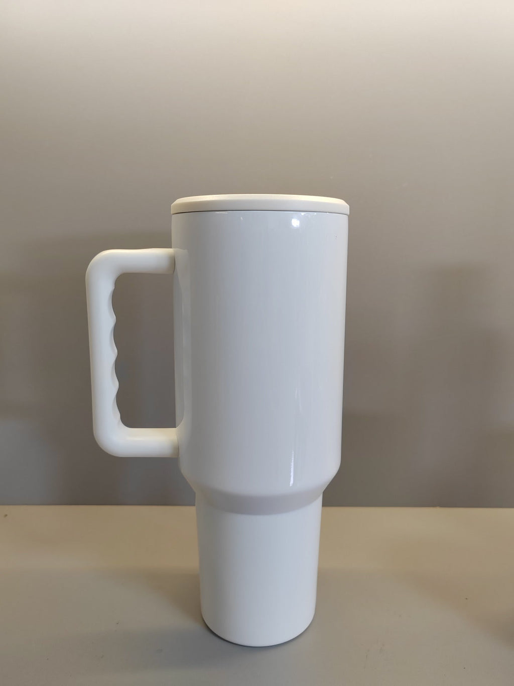 Portable cup, large capacity MEOKY cup with handle, leak-proof lid, reusable vacuum pouring cup, insulated cup, Tumbler Travel Cup / 24 hour cold water or 8 hour hot water April Fool's Day gift/Easter gift