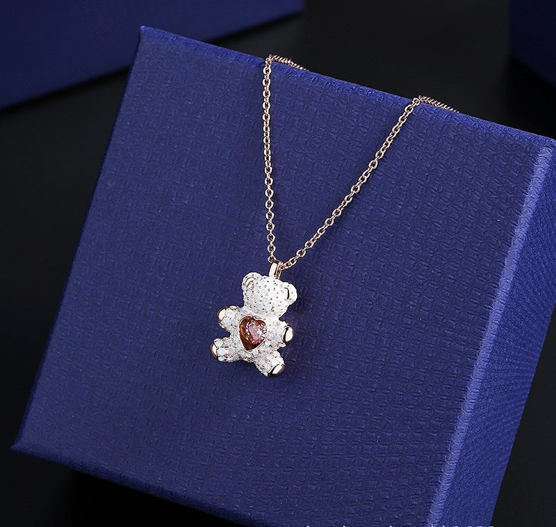 Heart Necklace with Swarovski Elements Beating Heart Necklace Female Bear Crystal Exquisite and Fashionable Clavicle Chain