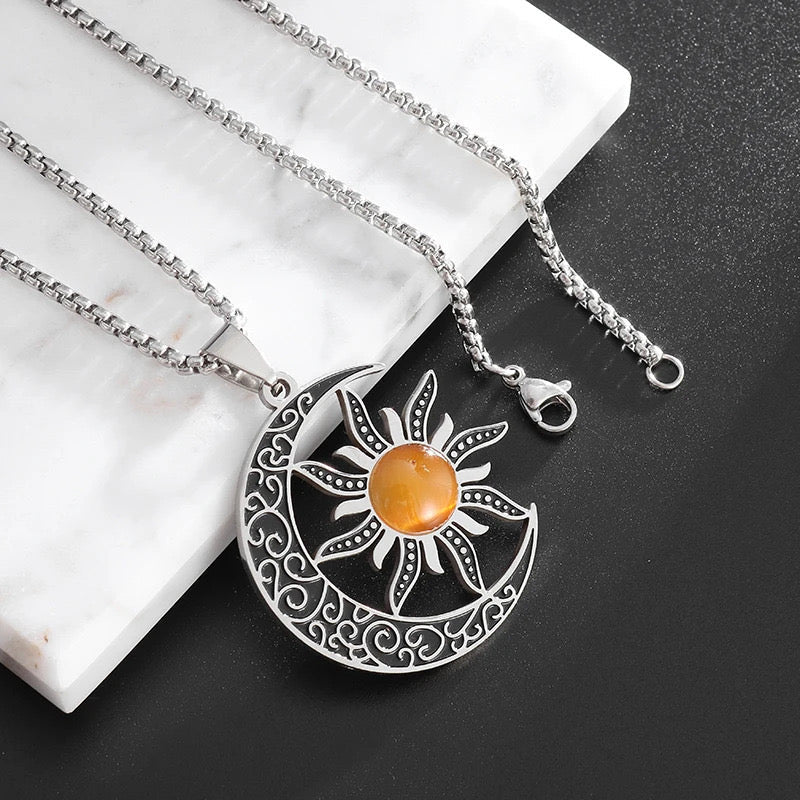 Sun Moon Couple Necklace Pair of Magnet Men and Women Simple Personality Gift
